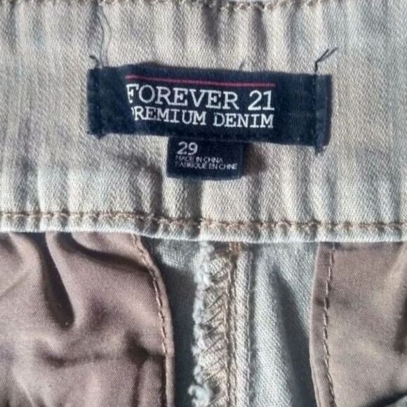 ❤️SALE! PRICE FINAL!❤️ FOREVER 21 SHORTS SIZE 29 - Picture 10 of 10
